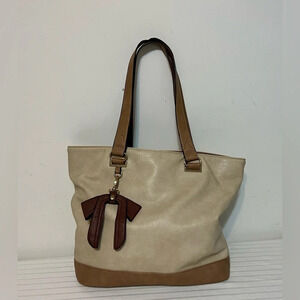 LaTique Ellis Bowtique Shoulder Bag Purse